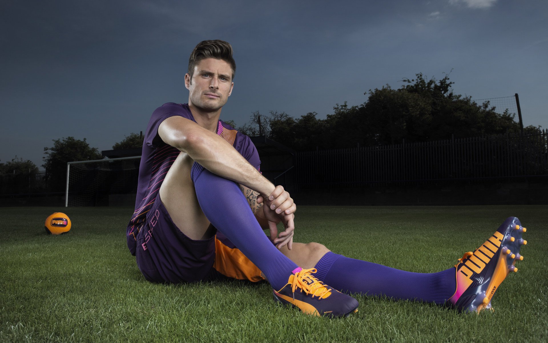 梅西在迈阿密论坛谈及巴黎生涯,表示不愉快的足球经历,梅西出场巴黎